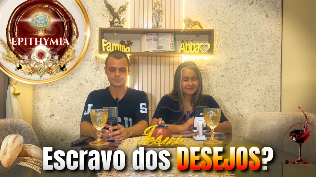 Casal cristão realizando estudo bíblico sobre Epithymia com pão e vinho sobre a mesa, refletindo sobre escravidão dos desejos da carne e comunhão dos santos no Senhor Jesus Cristo.