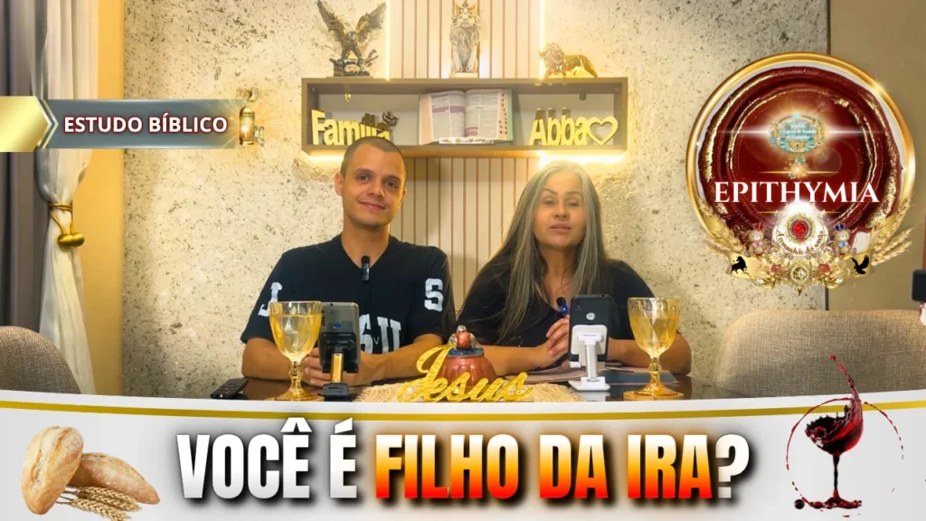 Pastora Sandra Ribeiro e irmão Vinícius em estudo bíblico sobre “filhos da ira”, Epithymia e natureza pecaminosa, com pão e vinho da Ceia do Senhor Jesus.